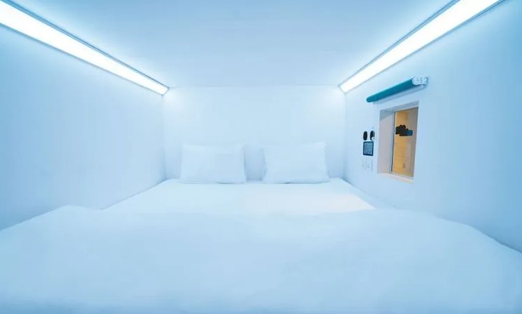 Bobobox Kebayoran Baru, Hotel Kapsul Terbaik untuk Healing di Jakarta