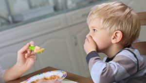 Saran Dokter buat Atasi Anak Susah Makan