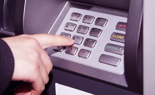 Syarat Dan Cara Ambil Uang Di ATM BCA Dengan Kartu Kredit
